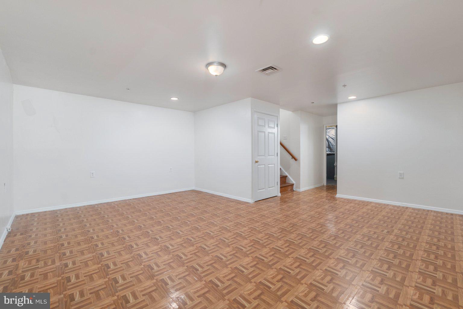 402 Maple Forest Road Baltimore, MD 21228 - Photo 20 of 36