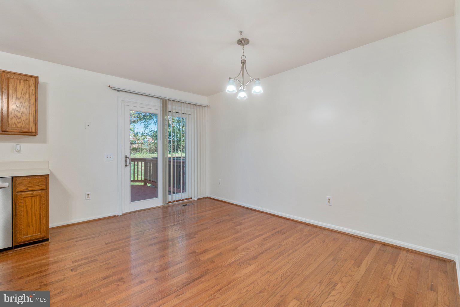 402 Maple Forest Road Baltimore, MD 21228 - Photo 10 of 36