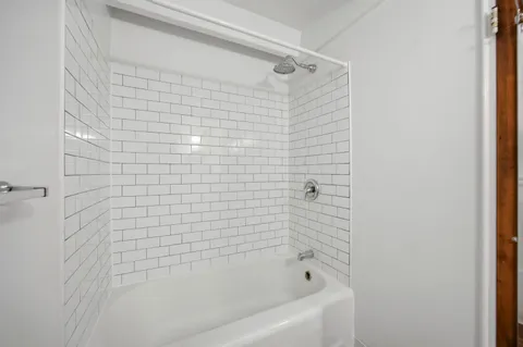 $150,000 | 1862 Sherman Avenue, Unit 1NW, Evanston, IL 60201