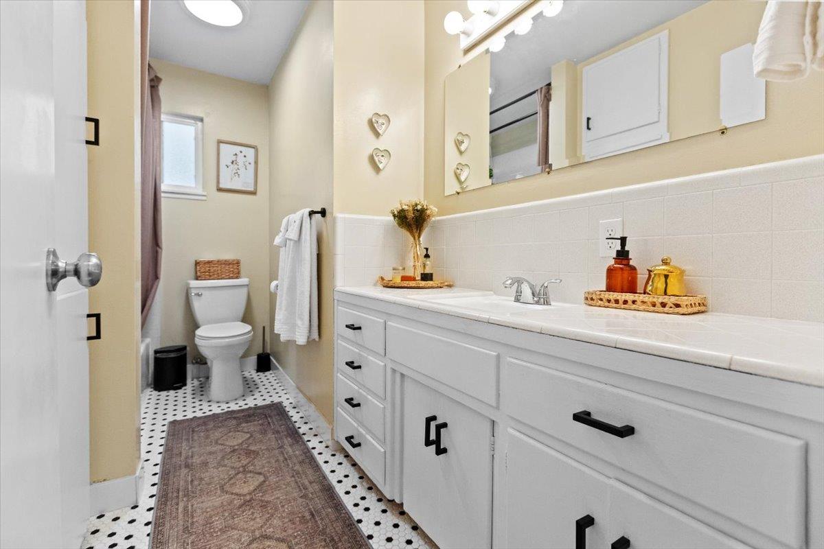 1008 Phelps Avenue Modesto, CA 95350 - Photo 49 of 70