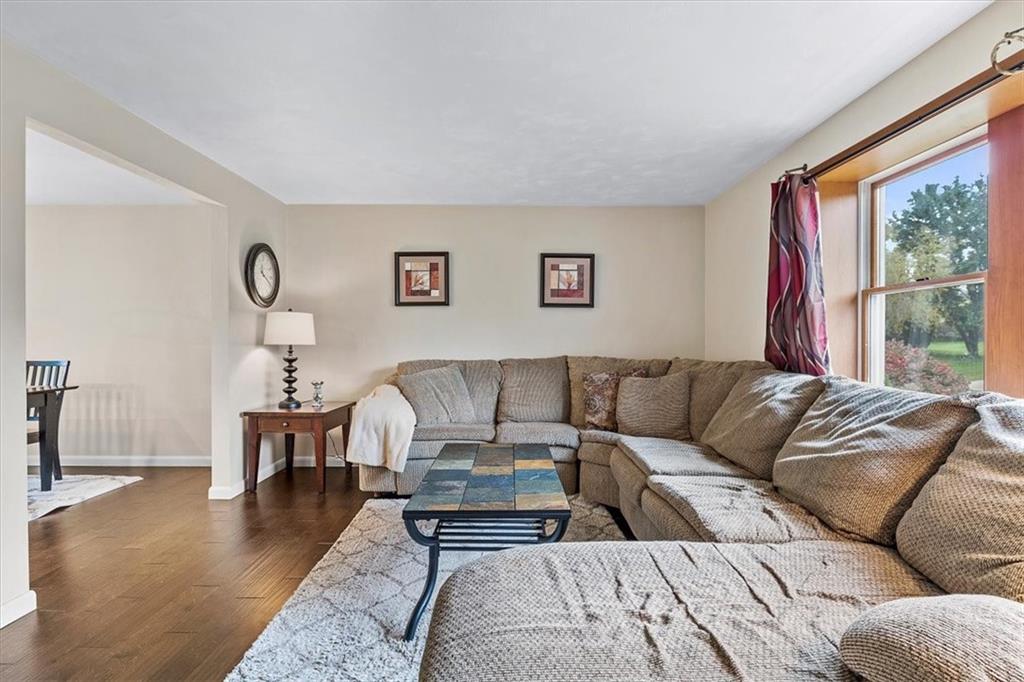 115 Rizzi Drive Irwin, PA 15642 - Photo 12 of 25 Gallery Image 12