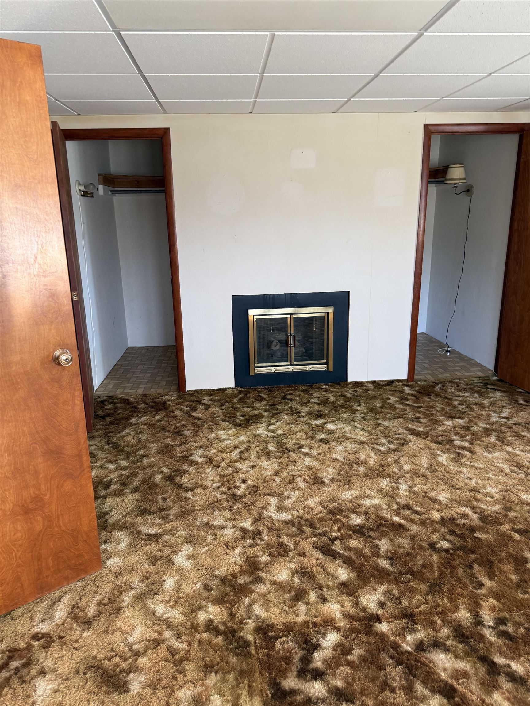 5940 East German Valley Road German Valley, IL 61039 - Photo 27 of 29 a view of a livingroom with wooden floor