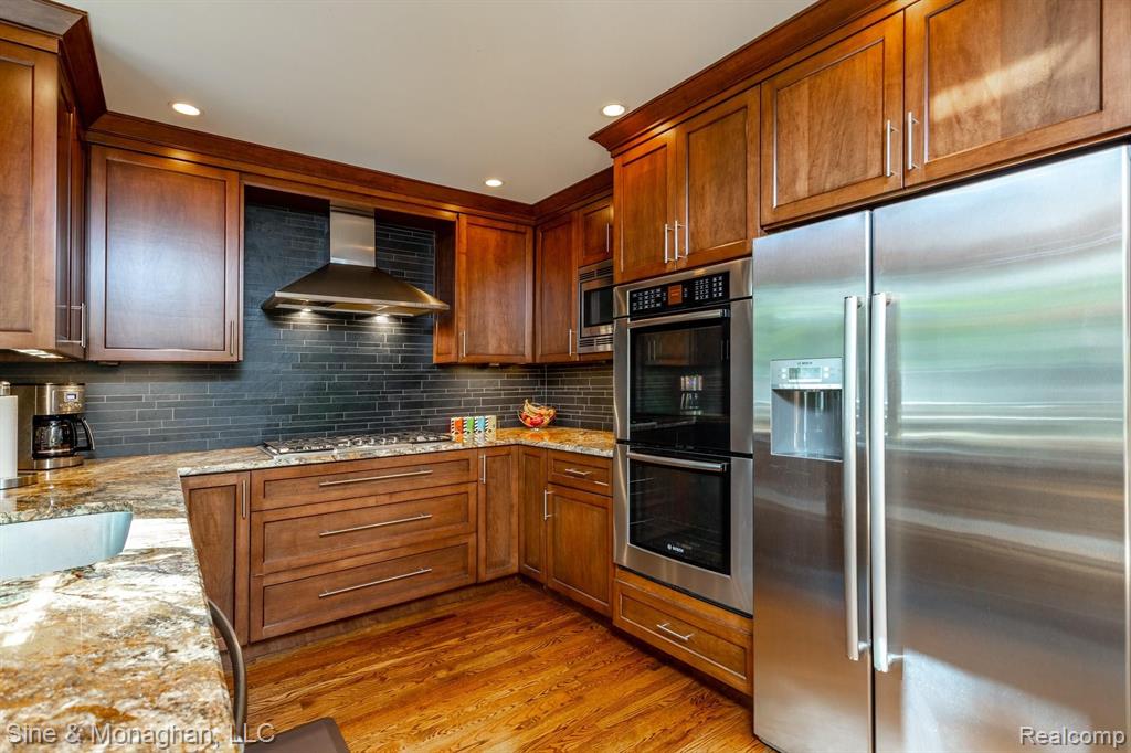 55 Shoreham Road Grosse Pointe Shores, MI 48236 - Photo 12 of 85