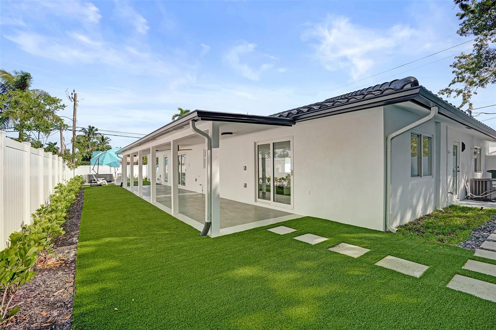 699 Northeast 70th Street Boca Raton, FL 33487 - Photo 54 of 60