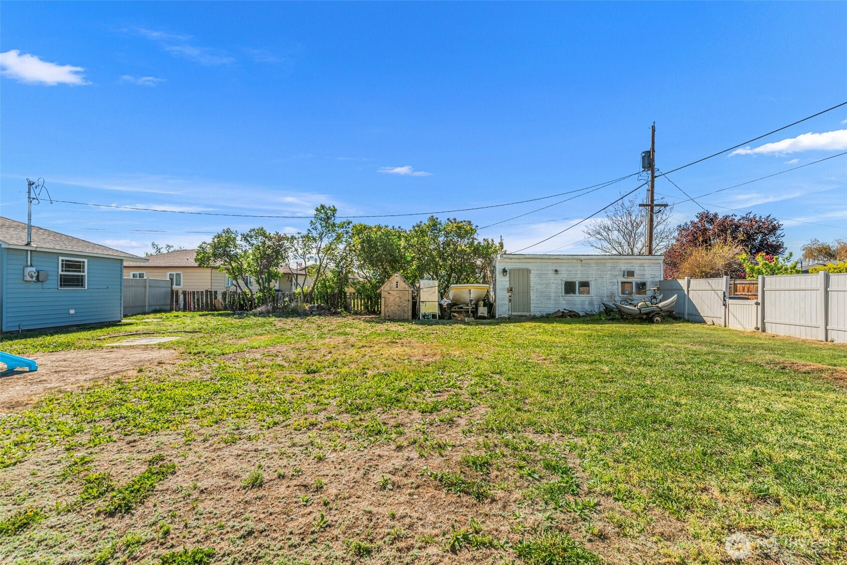 523 K Street Southwest Quincy, WA 98848 - Photo 30 of 35 a house view with a outdoor space
