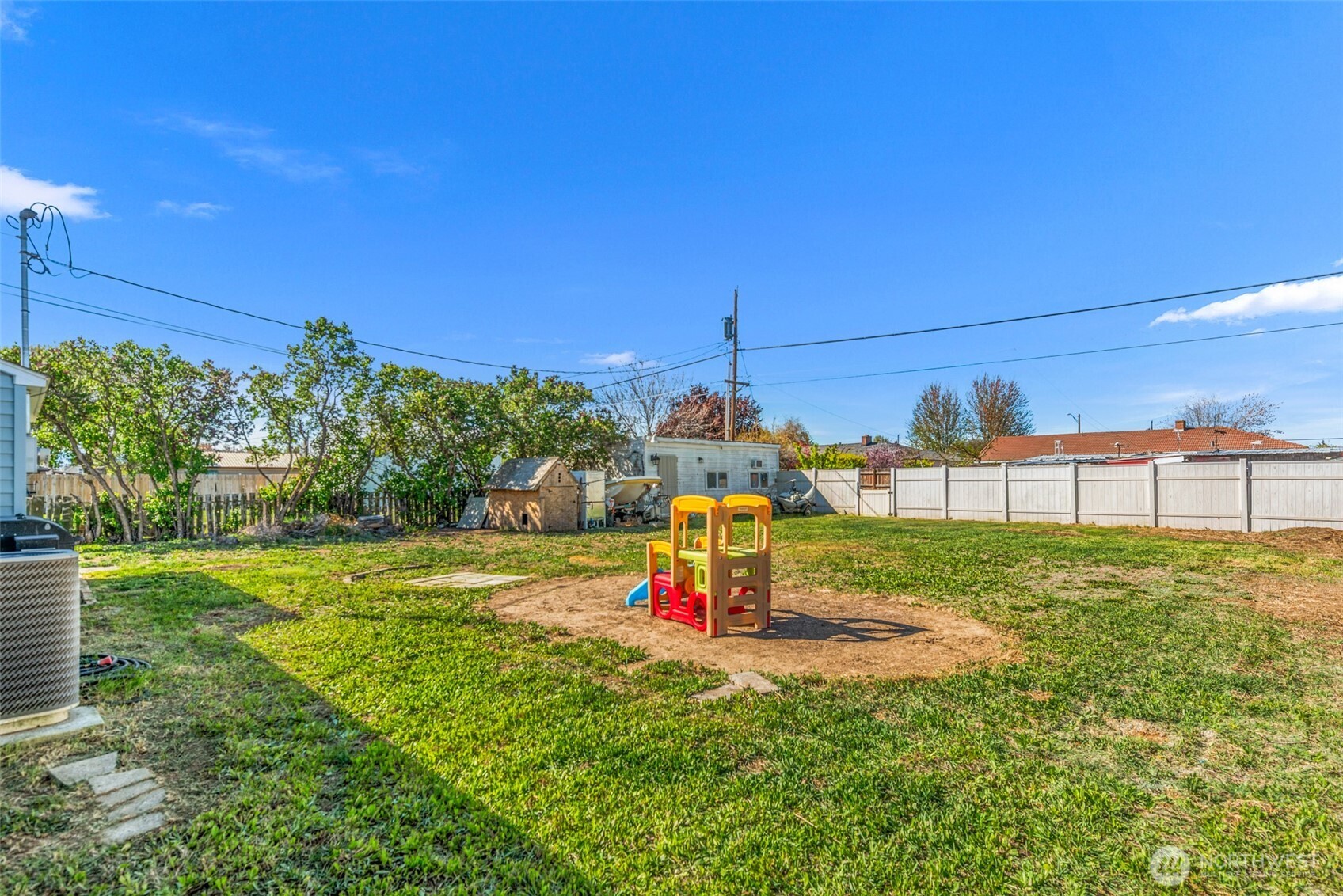 523 K Street Southwest Quincy, WA 98848 - Photo 32 of 35 a view of a park