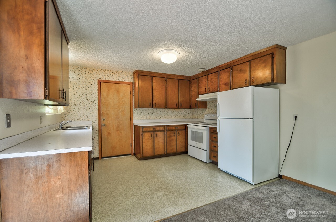 17706 Jordan Street Southwest Rochester, WA 98579 - Photo 18 of 33