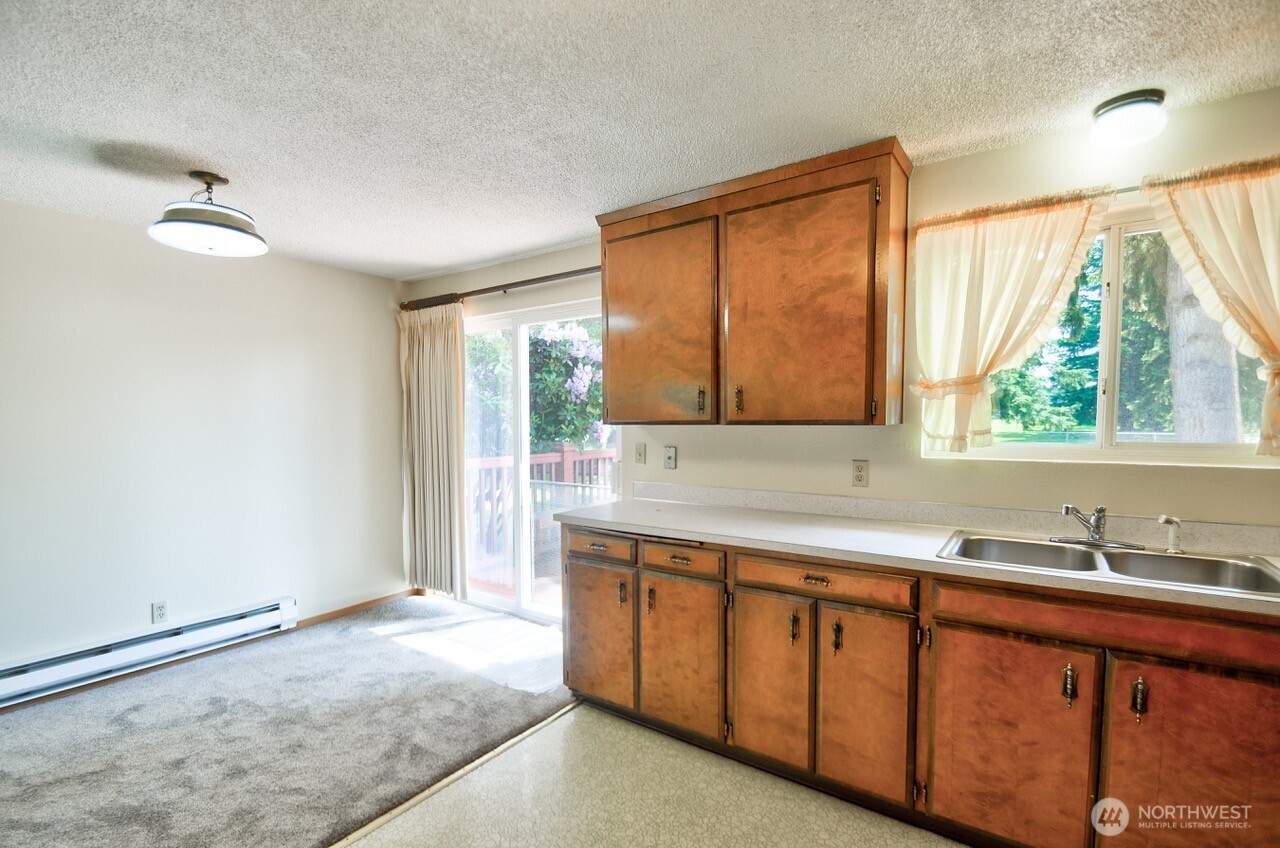 17706 Jordan Street Southwest Rochester, WA 98579 - Photo 19 of 33