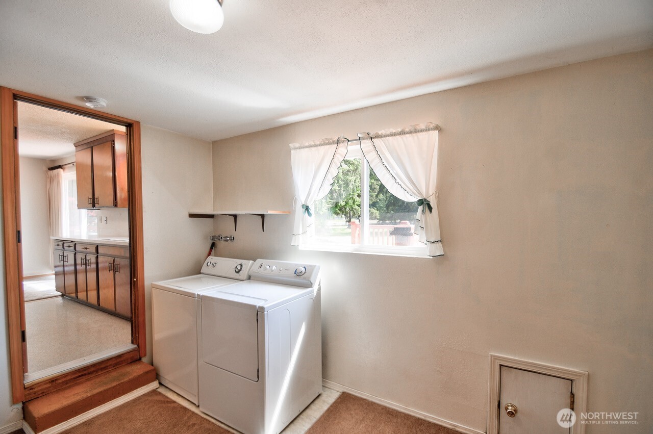 17706 Jordan Street Southwest Rochester, WA 98579 - Photo 20 of 33