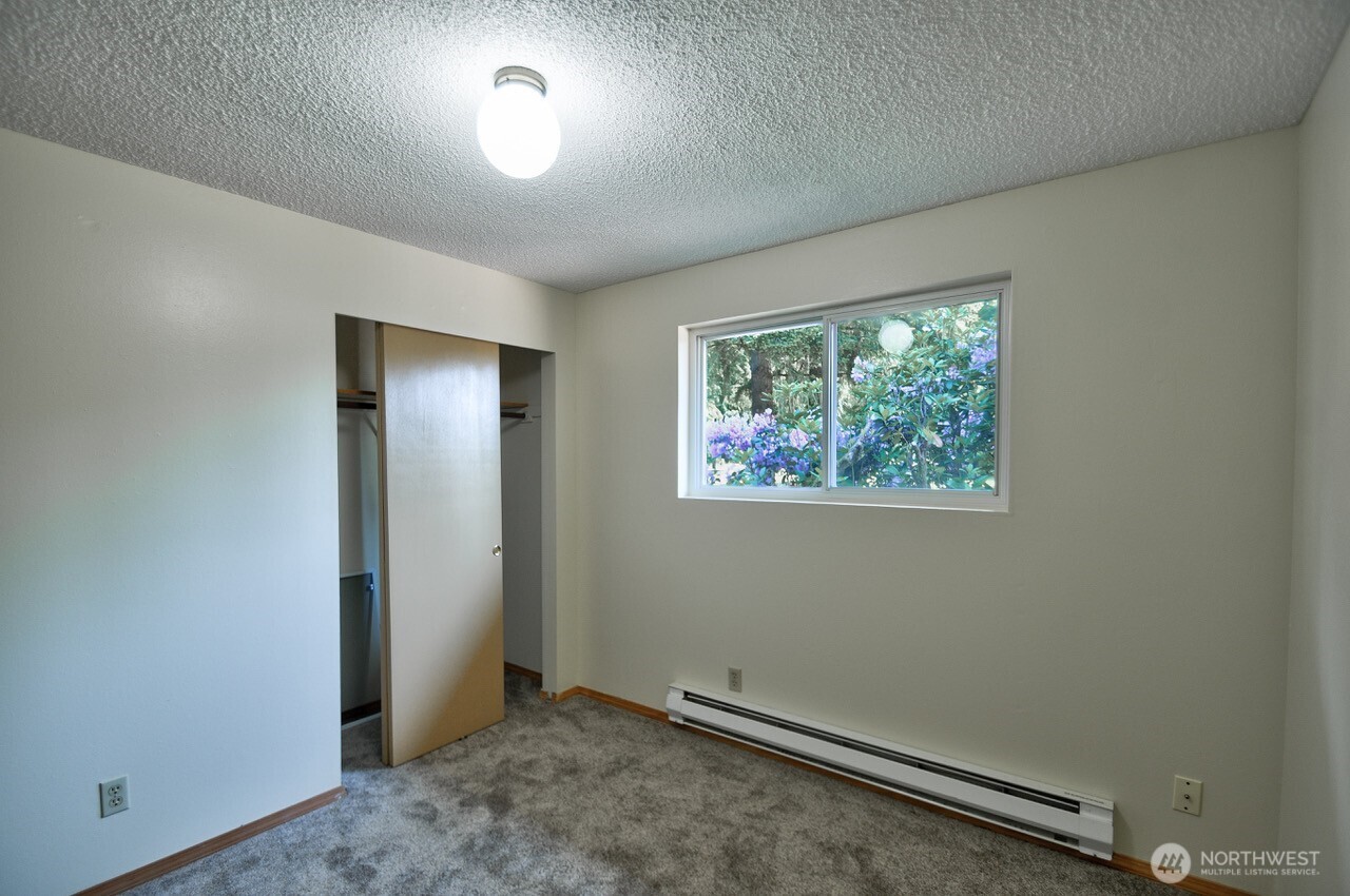 17706 Jordan Street Southwest Rochester, WA 98579 - Photo 32 of 33