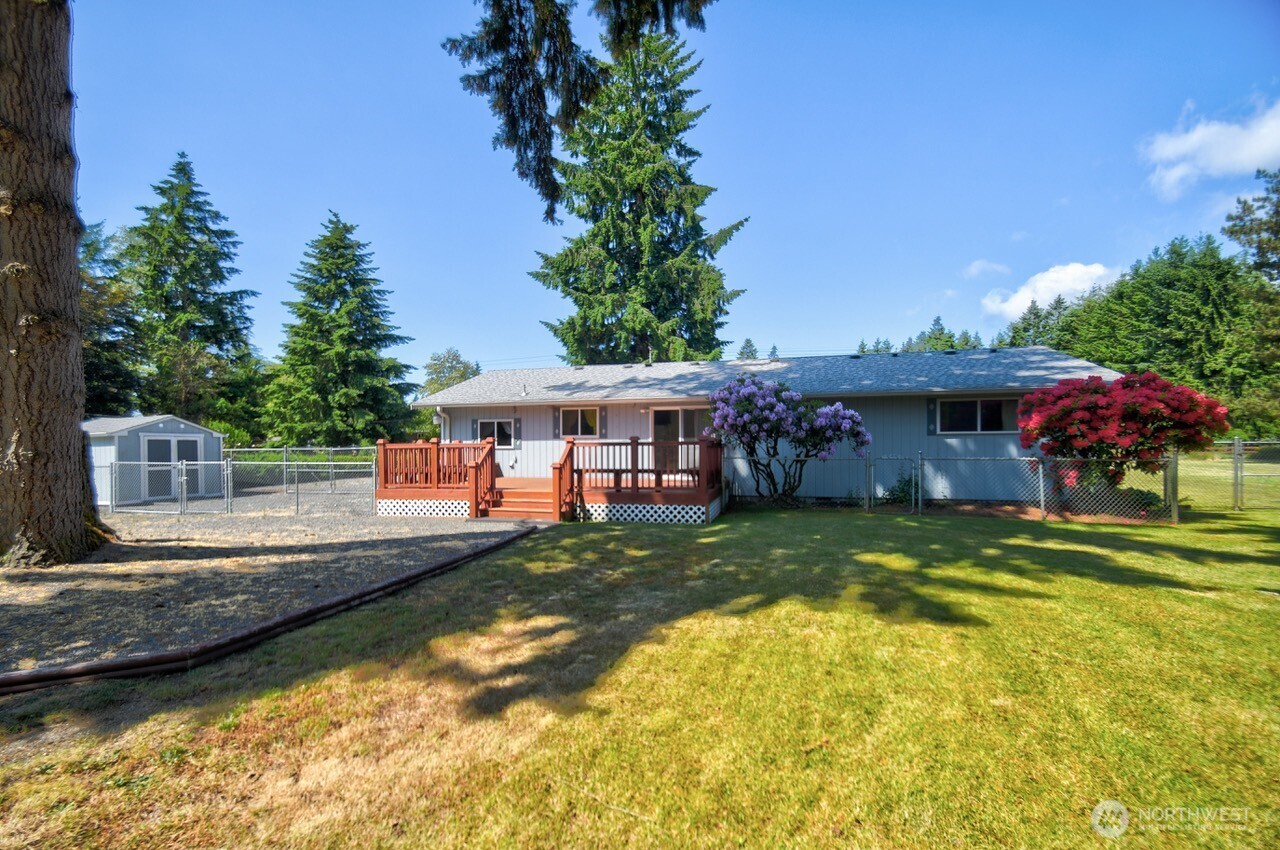 17706 Jordan Street Southwest Rochester, WA 98579 - Photo 8 of 33