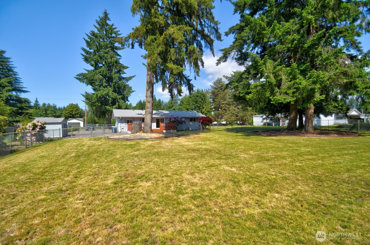 17706 Jordan Street Southwest Rochester, WA 98579 - Photo 9 of 33