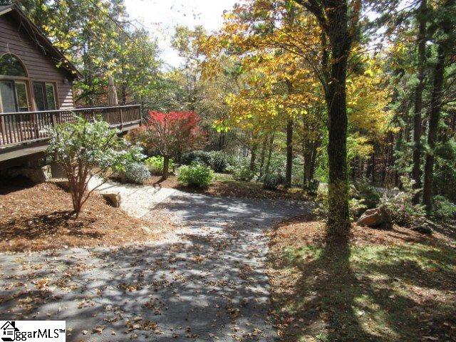 211 Raven Cliff Road Cleveland, SC 29635 - Photo 5 of 35
