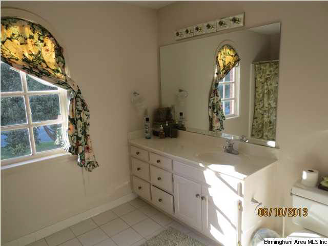 1007 Crest Road Leeds, AL 35094 - Photo 25 of 31 Gallery Image 25