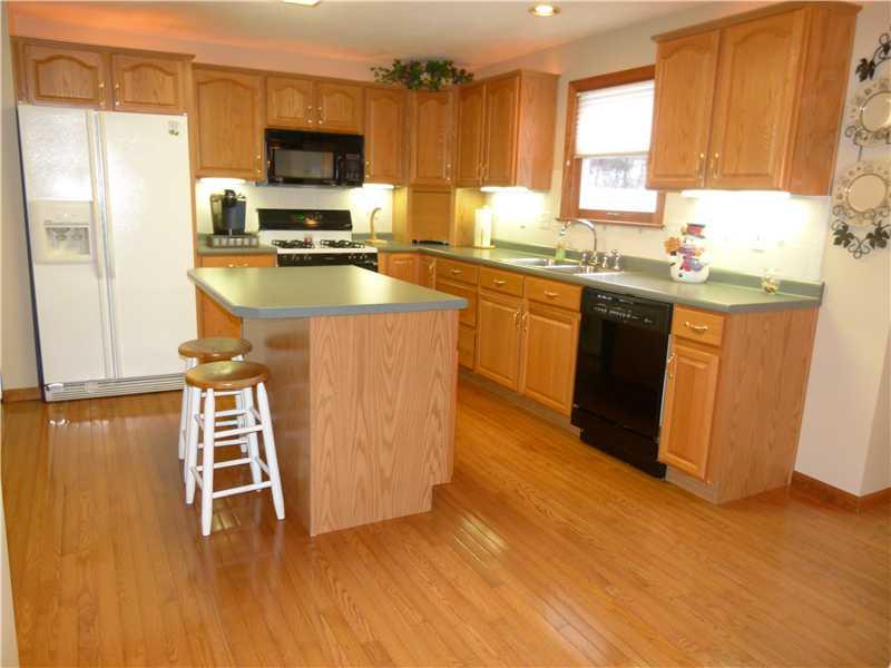 22 Ridgetop Drive Plum, PA 15239 - Photo 3 of 25 Kitchen.
