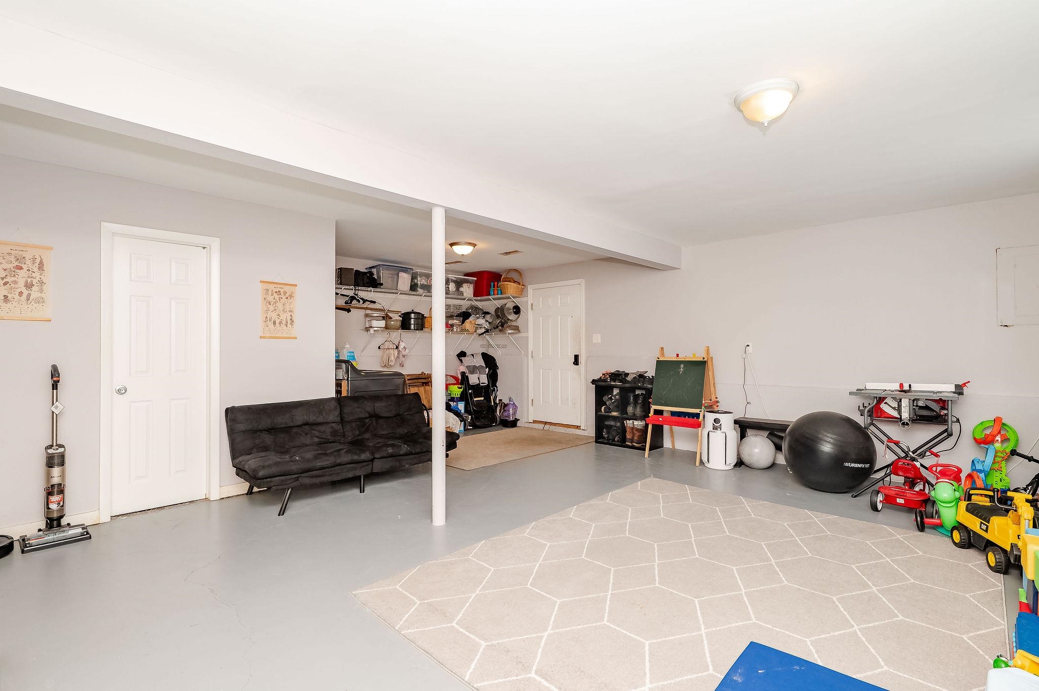 5 Kirsten Avenue Rochester, NH 03867 - Photo 33 of 42 Gallery Image 33