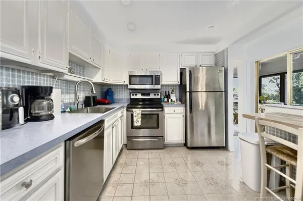 $1,800 | 1800 Southeast St Lucie Boulevard, Unit 5201, Stuart, FL 34996