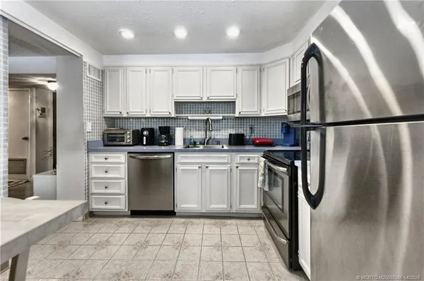 $1,800 | 1800 Southeast St Lucie Boulevard, Unit 5201, Stuart, FL 34996