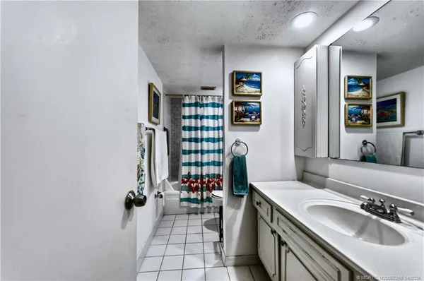$1,800 | 1800 Southeast St Lucie Boulevard, Unit 5201, Stuart, FL 34996