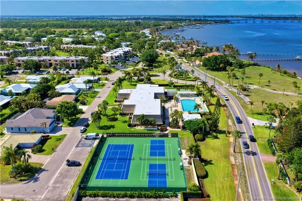 $1,800 | 1800 Southeast St Lucie Boulevard, Unit 5201, Stuart, FL 34996