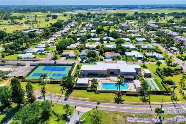 $1,800 | 1800 Southeast St Lucie Boulevard, Unit 5201, Stuart, FL 34996