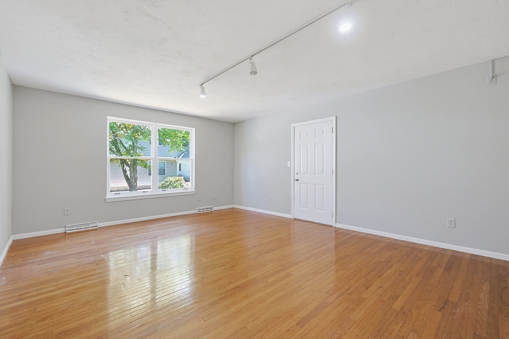 425 Main Street, Unit 9D Hudson, MA 01749 - Photo 17 of 41