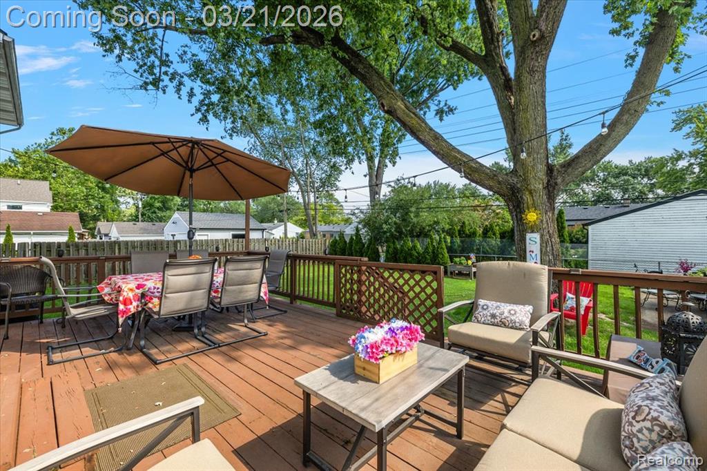 1957 Columbia Road Berkley, MI 48072 - Photo 41 of 56 Gallery Image 41