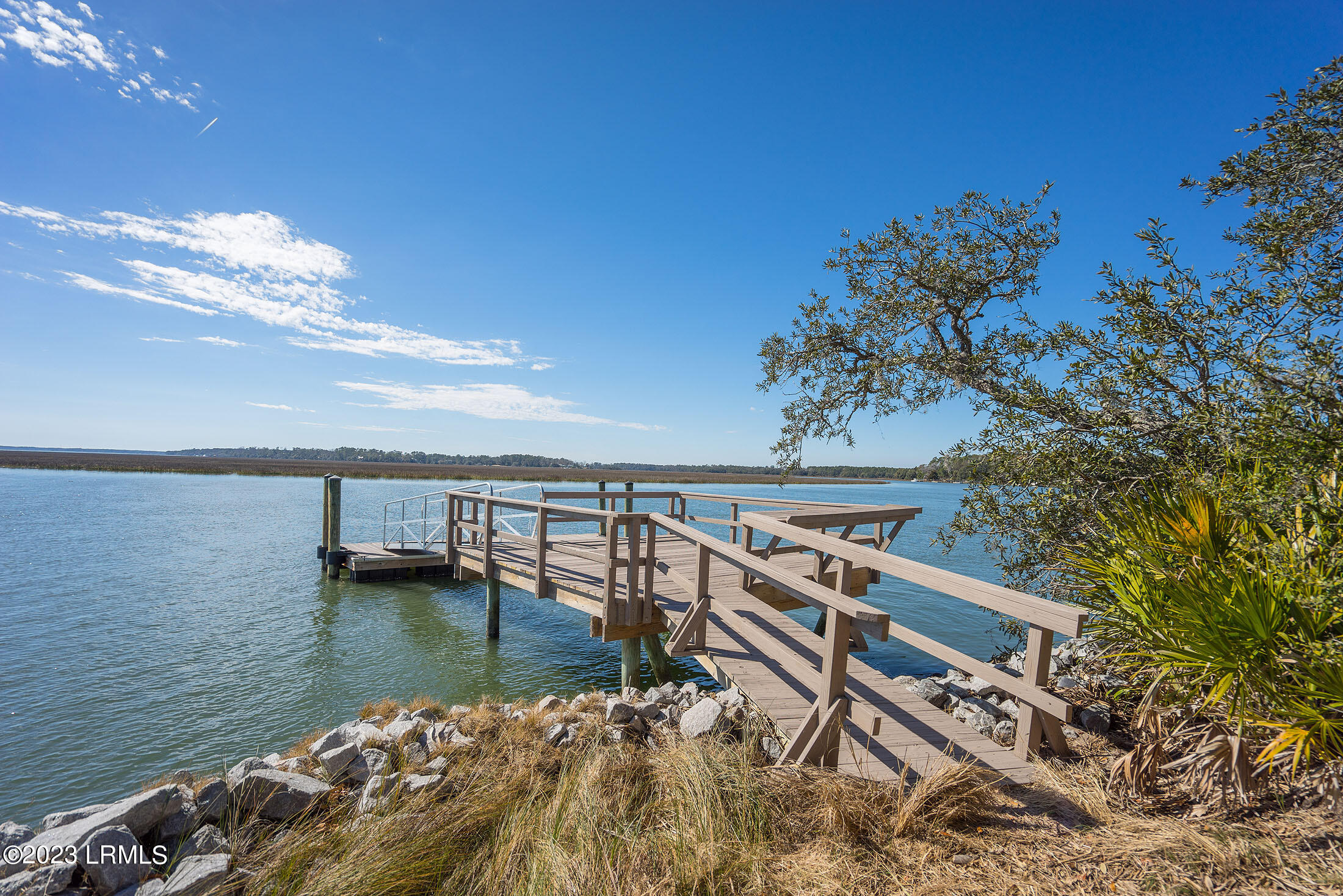 20 Claires Point Road Beaufort, SC 29907 - Photo 5 of 22 DSC08860-1