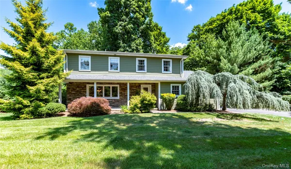 $899,000 | 12 Sickletown Road, Pearl River, NY 10965