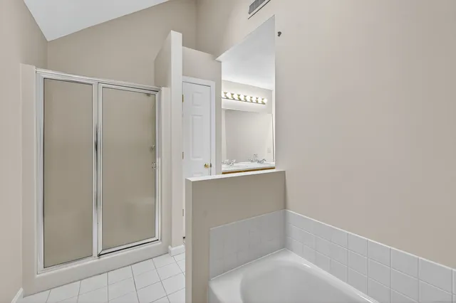 $3,000 | 43 Copley Road, Unit 43, Glastonbury, CT 06073