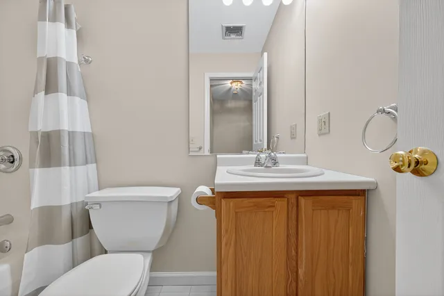 $3,000 | 43 Copley Road, Unit 43, Glastonbury, CT 06073