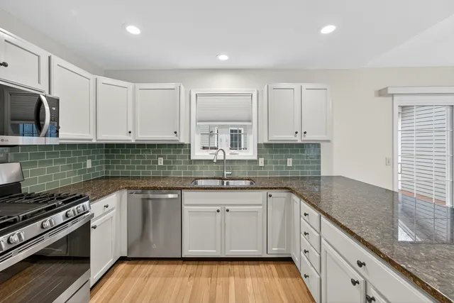 $3,000 | 43 Copley Road, Unit 43, Glastonbury, CT 06073