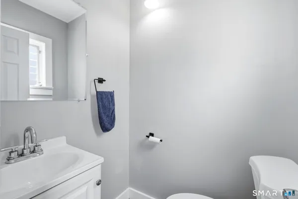 $349,900 | 19 Waller Court, New London, CT 06320