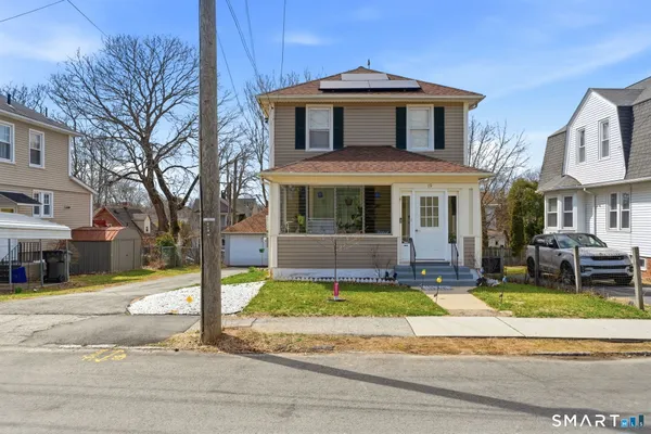 $349,900 | 19 Waller Court, New London, CT 06320