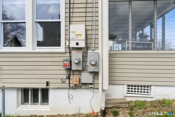 $349,900 | 19 Waller Court, New London, CT 06320