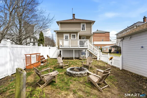 $349,900 | 19 Waller Court, New London, CT 06320