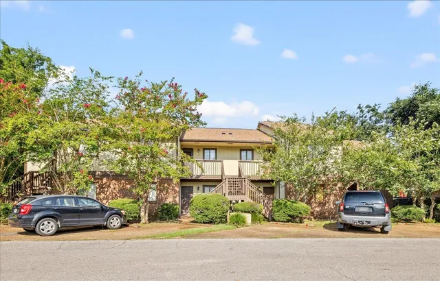 $89,900 | 216 Dixie Drive, Unit 8, Tallahassee, FL 32304