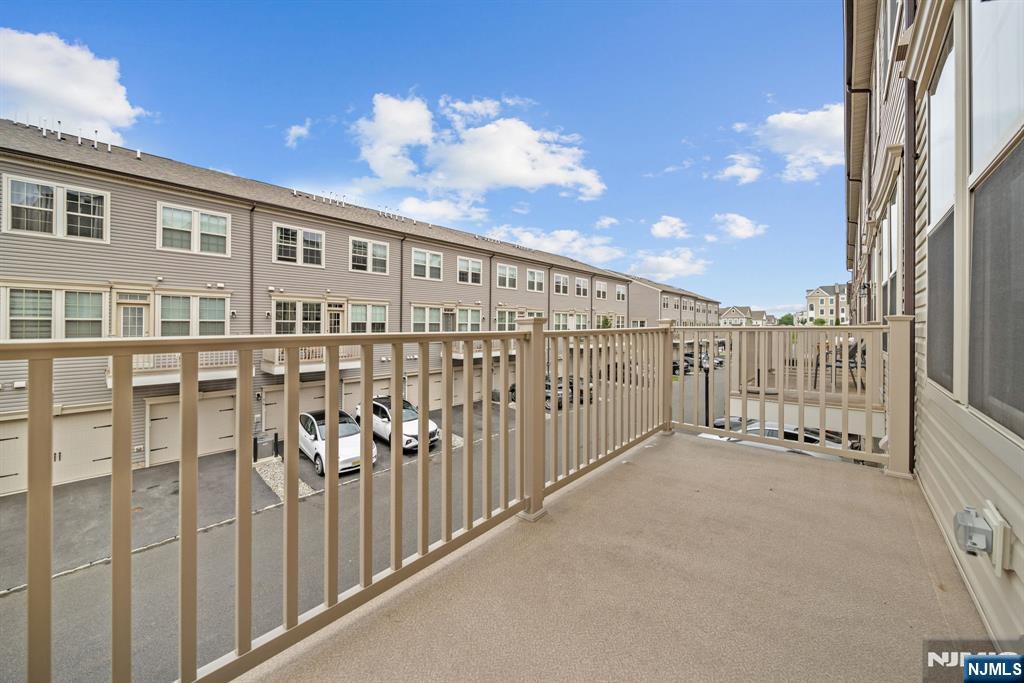 57 Arnold Drive Wood-Ridge, NJ 07075 - Photo 16 of 50