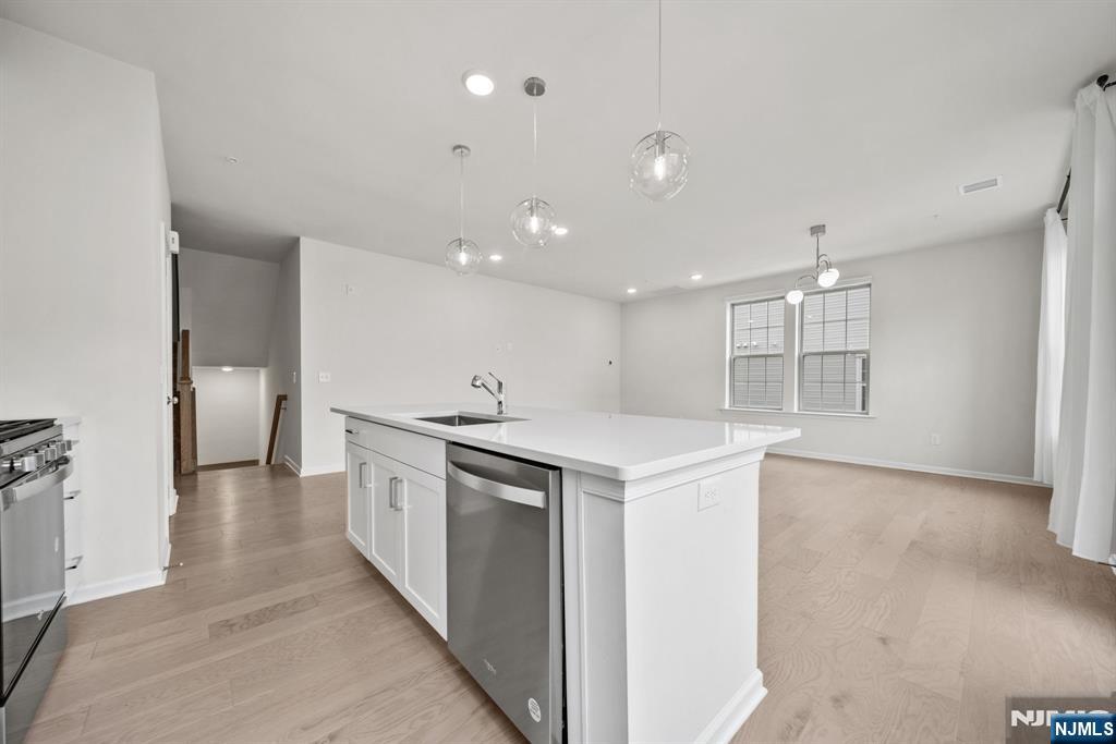 57 Arnold Drive Wood-Ridge, NJ 07075 - Photo 18 of 50