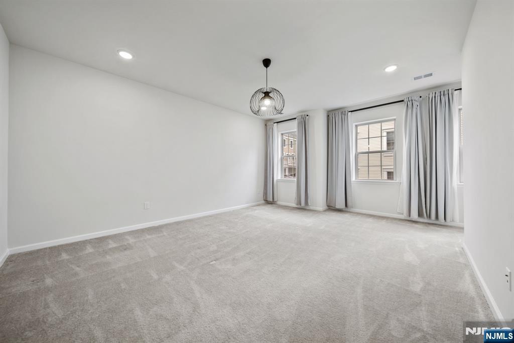 57 Arnold Drive Wood-Ridge, NJ 07075 - Photo 23 of 50