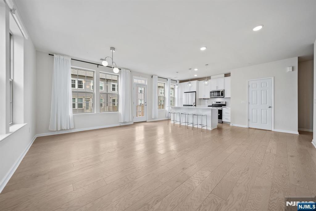 57 Arnold Drive Wood-Ridge, NJ 07075 - Photo 7 of 50
