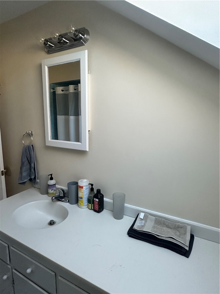 20 Annandale Road Newport, RI 02840 - Photo 13 of 19