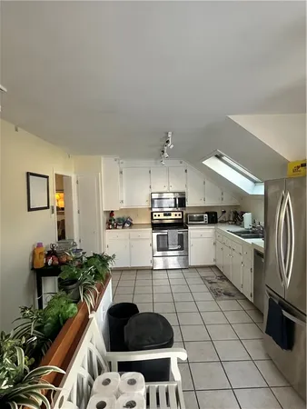 $8,000 | 20 Annandale Road, Newport, RI 02840