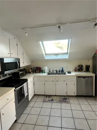 $8,000 | 20 Annandale Road, Newport, RI 02840