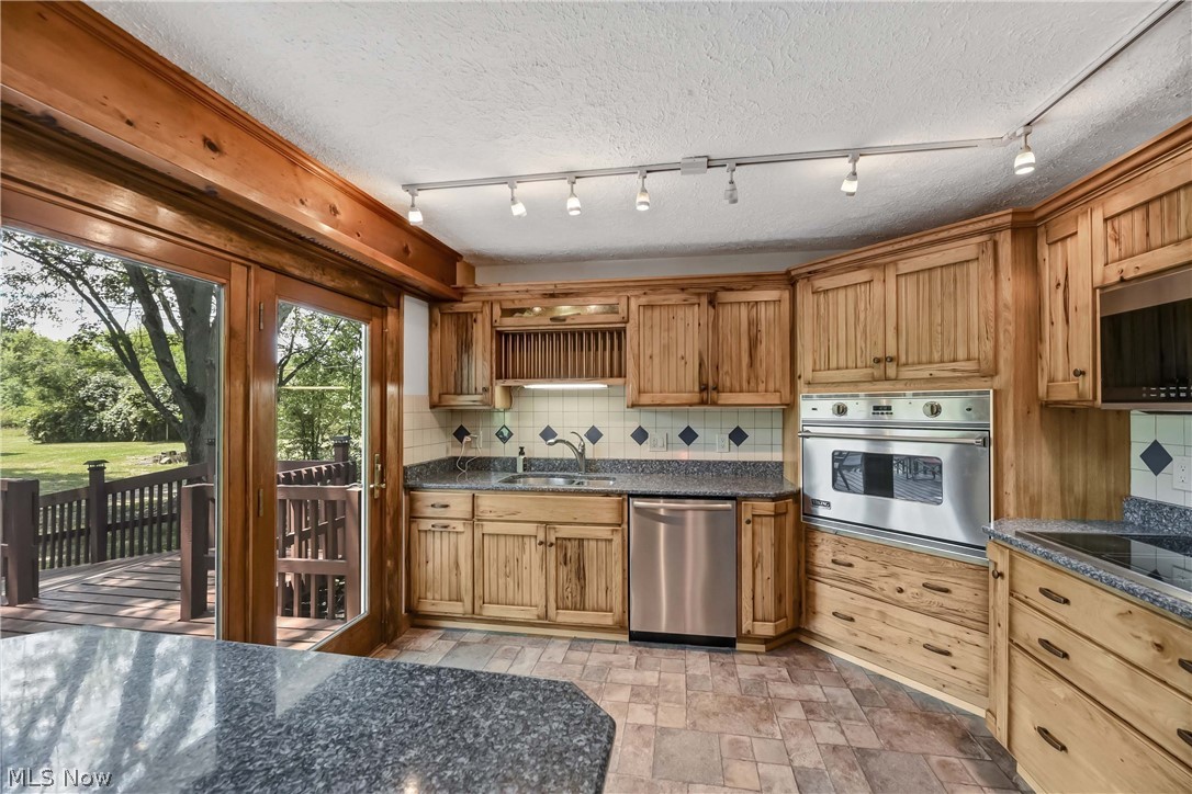 8466 Chatham Road Medina, OH 44256 - Photo 3 of 49 Gallery Image 3