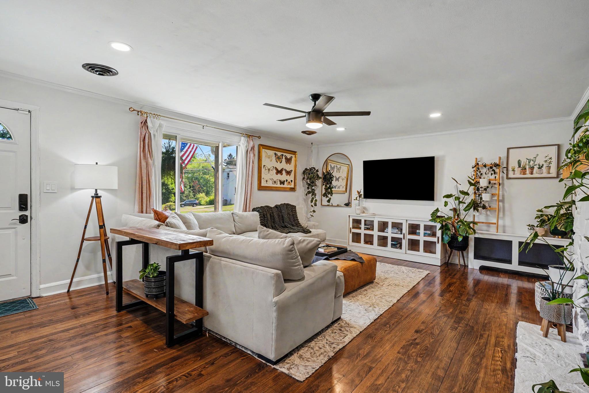 6 East Macphail Road Bel Air, MD 21014 - Photo 5 of 39 Beautiful Hardwood Floors