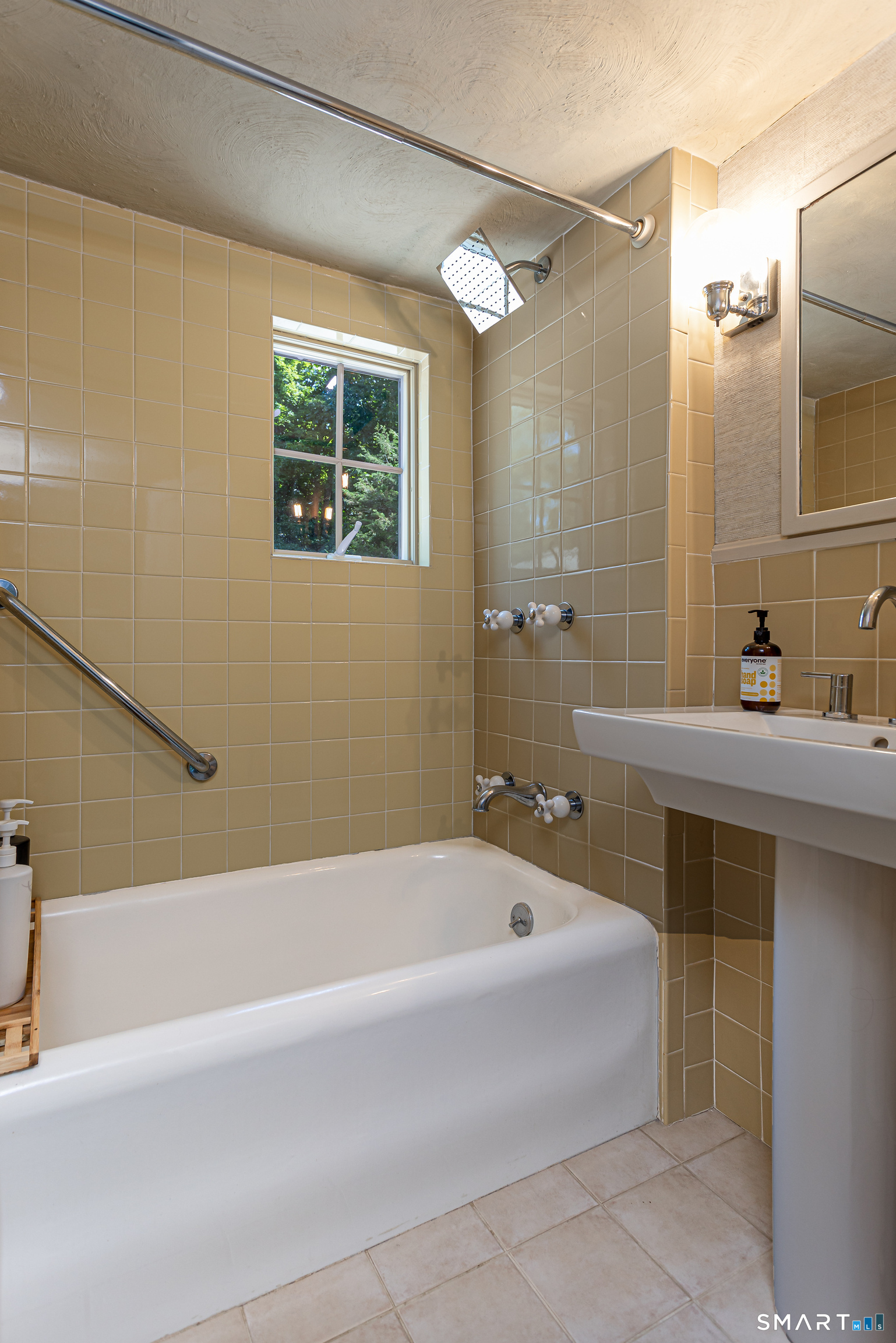 896 Westport Road Easton, CT 06612 - Photo 23 of 33