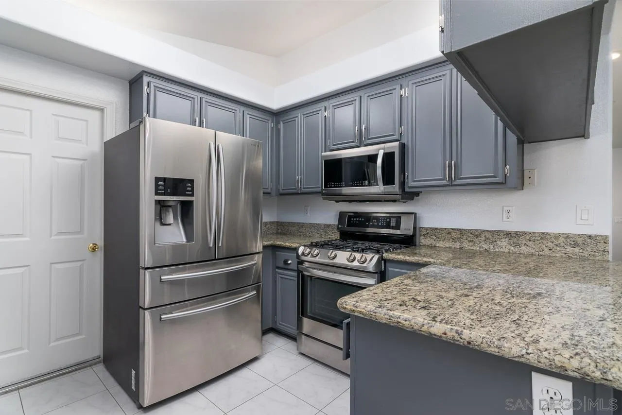 508 Concepcion Avenue Spring Valley, CA 91977 - Photo 11 of 31 Gallery Image 11