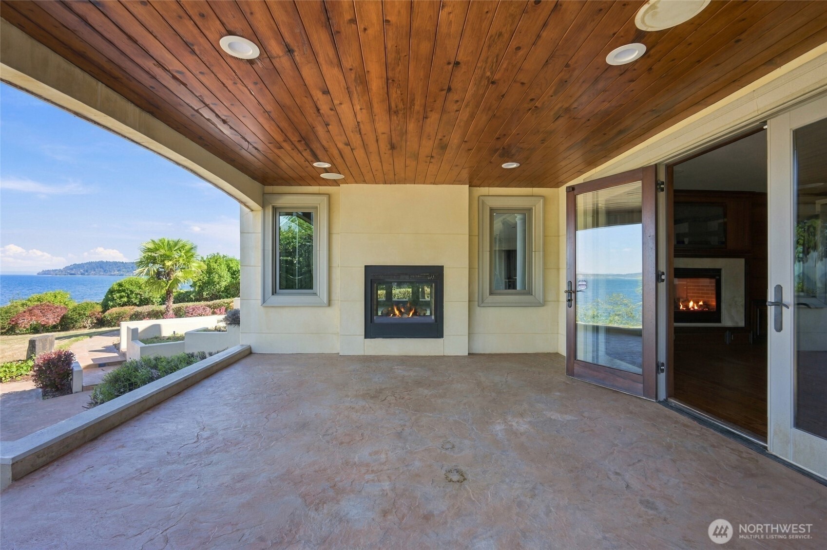 8711 Talbot Road Edmonds, WA 98026 - Photo 17 of 39 Gallery Image 17