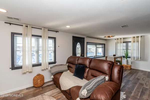 $433,000 | 623 Beachwood Avenue, Toms River, NJ 08753